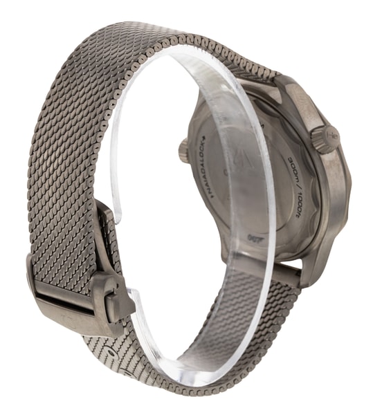 Omega Seamaster Diver 300m - James Bond Edition 210.90.42.20.01.001